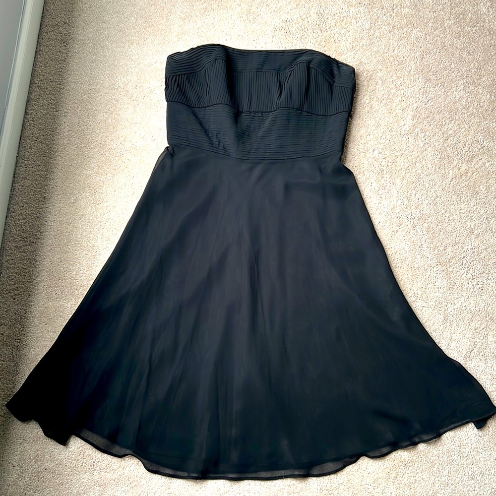 Women’s White House Black Market Black dress size 8 regular